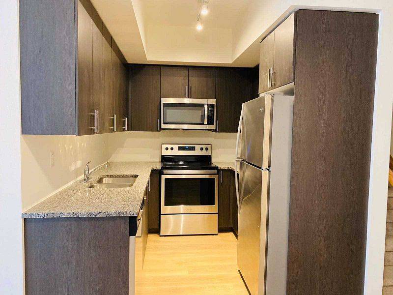 Toronto E11, ON M1B 0E4,500 Kingbird GRV #348