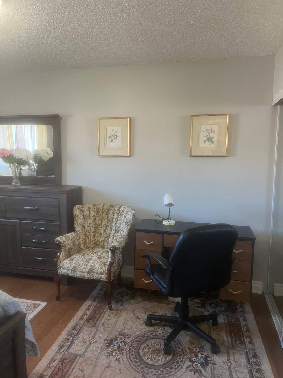 Ajax, ON L1T 3J3,14 Griffiths DR #2