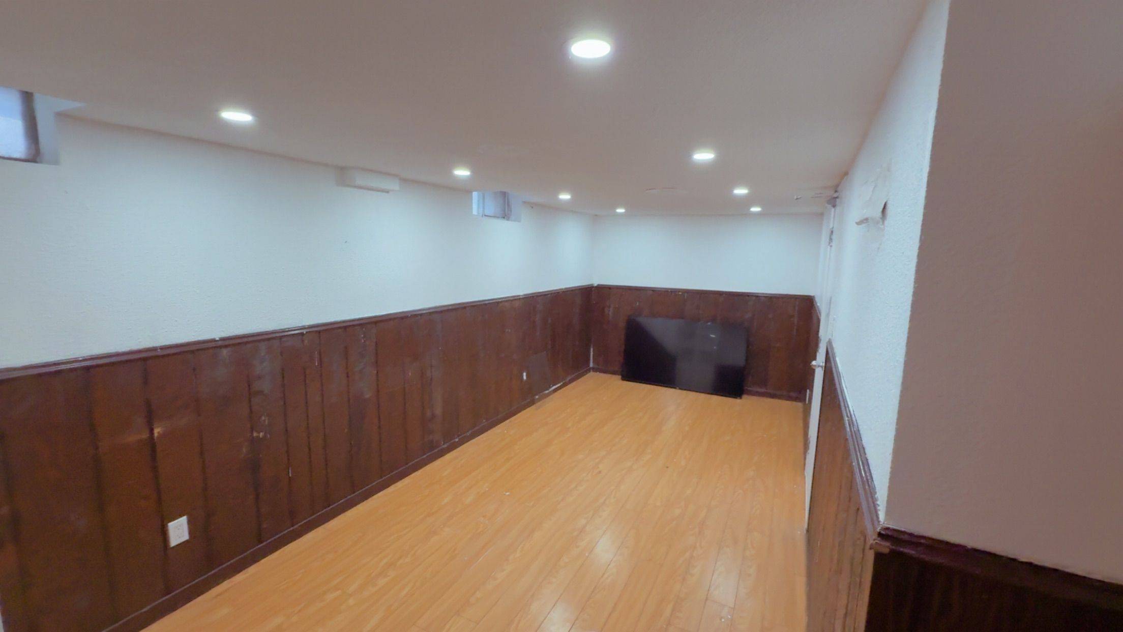 Toronto E11, ON M1B 1V1,78 Crittenden SQ #bsmt