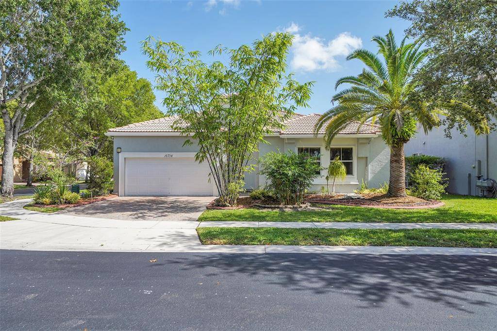 Pembroke Pines, FL 33027,16714 SW 10th St