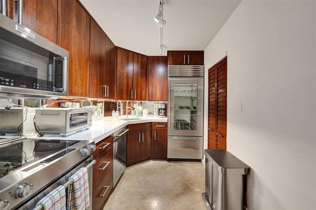 Wilton Manors, FL 33305,200 NE 19th Ct #107M