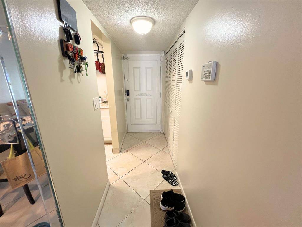 Coral Springs, FL 33065,4152 NW 90th Ave #206