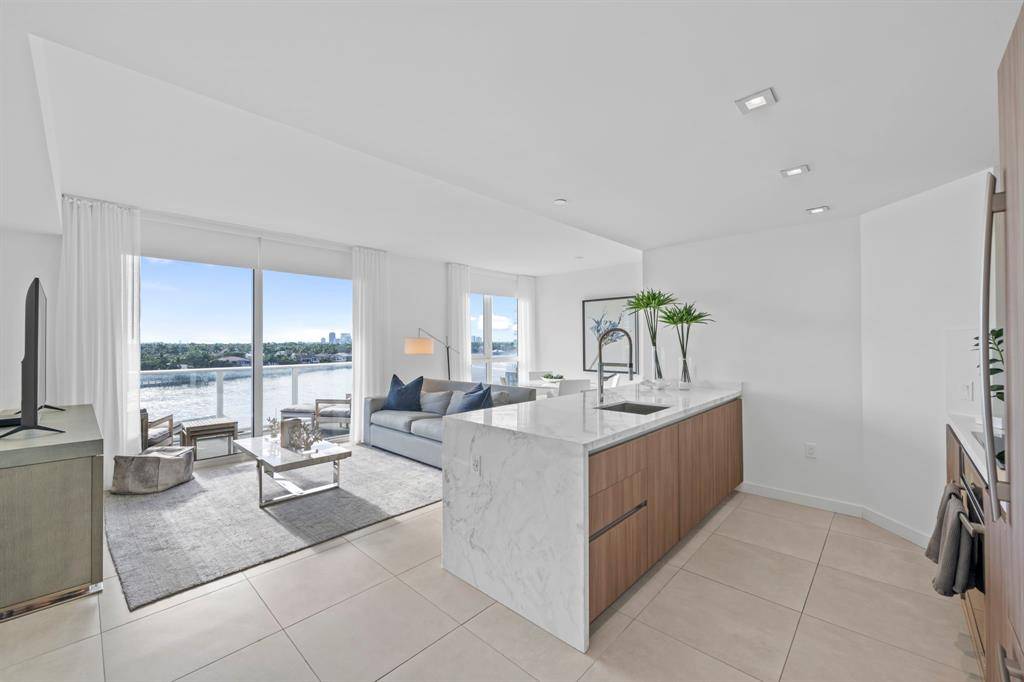 Fort Lauderdale, FL 33304,401 N Birch Rd #607