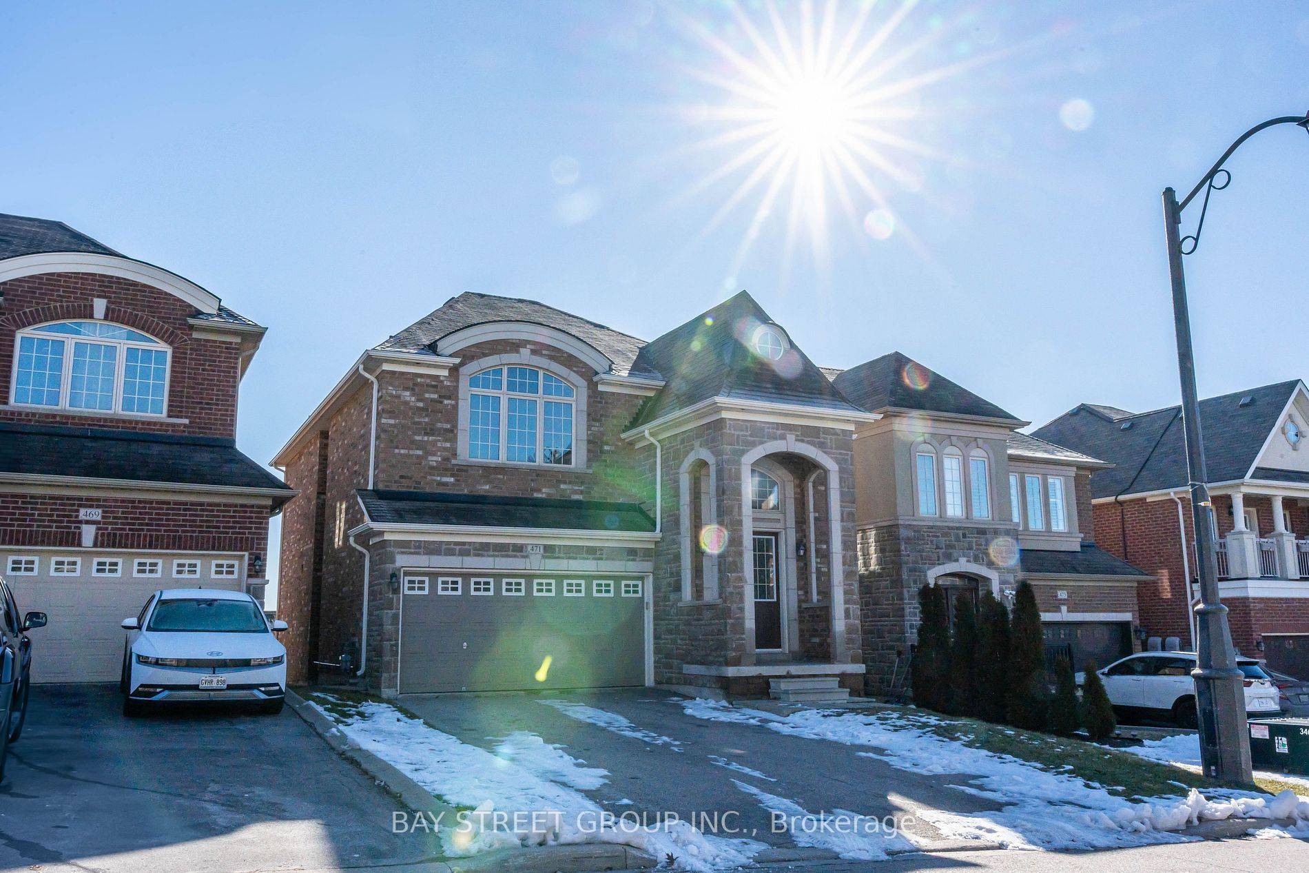 Newmarket, ON L3X 3K5,471 Kwapis BLVD