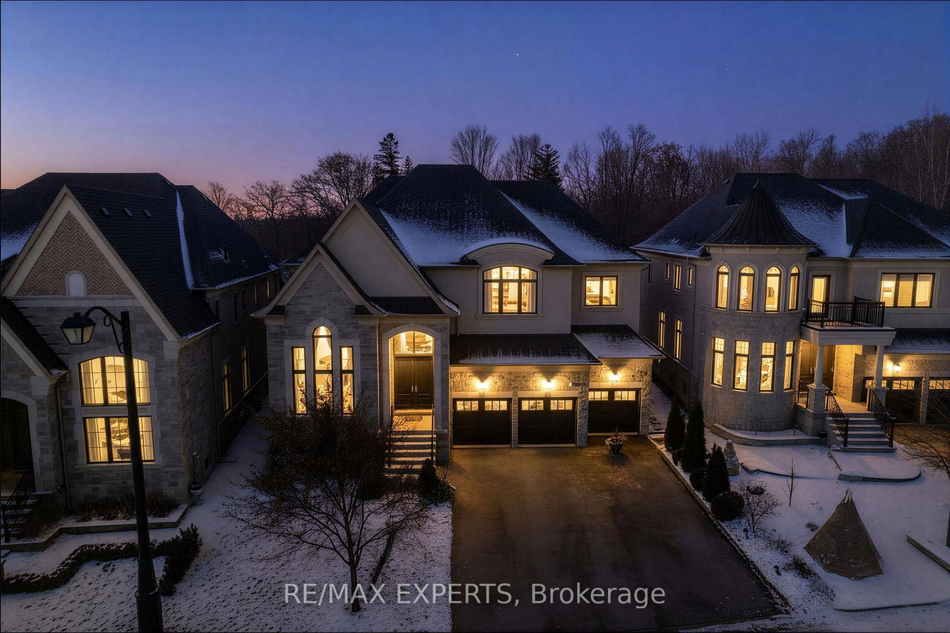 Vaughan, ON L6A 4Z7,136 Lady Jessica DR