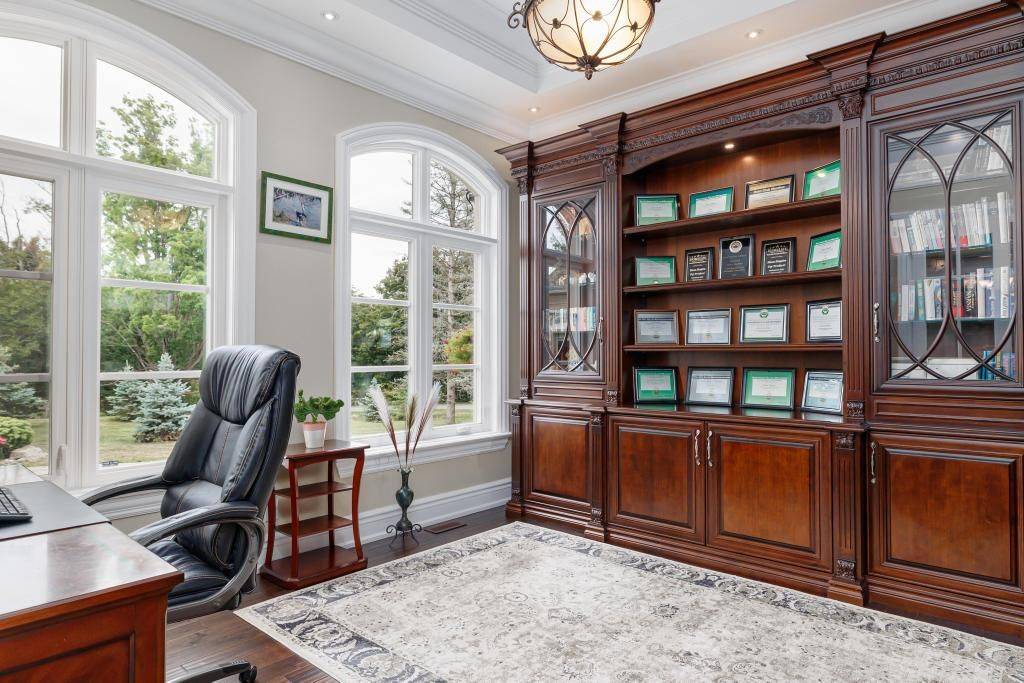 King, ON L7E 5R7,7645 16th Side Road