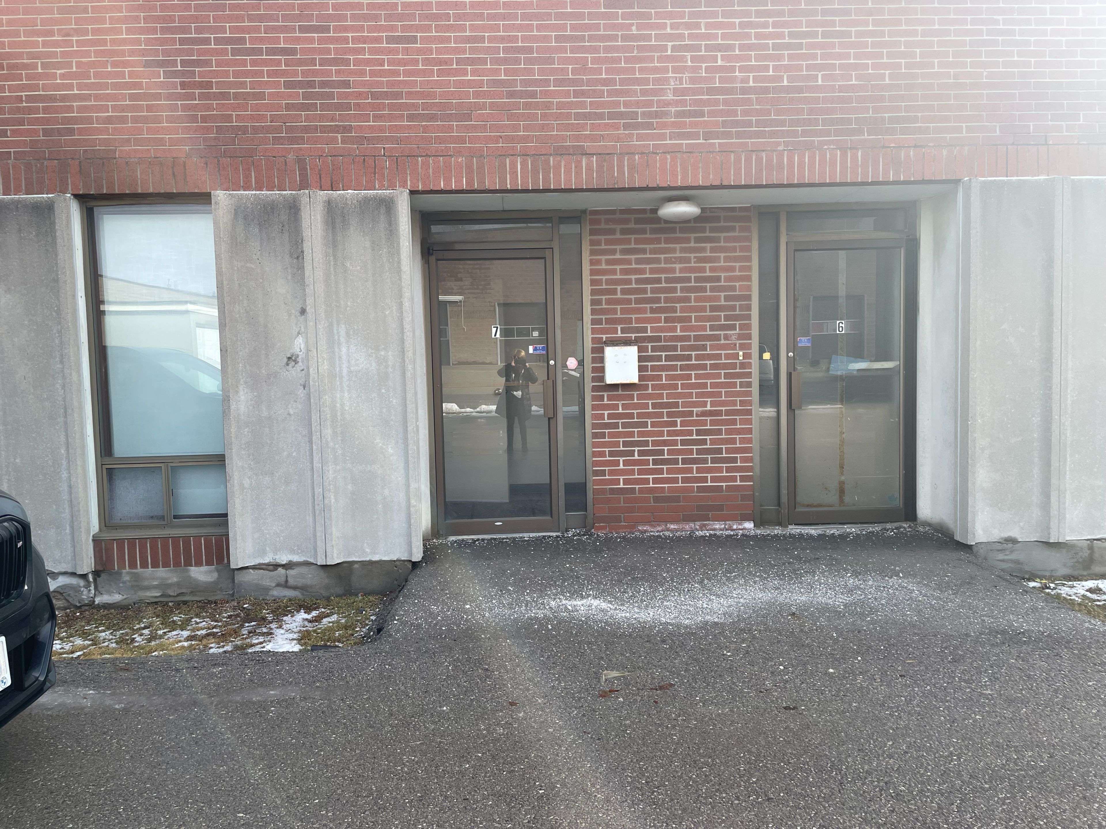 Oakville, ON L6H 2R2,1121 INVICTA ST #7