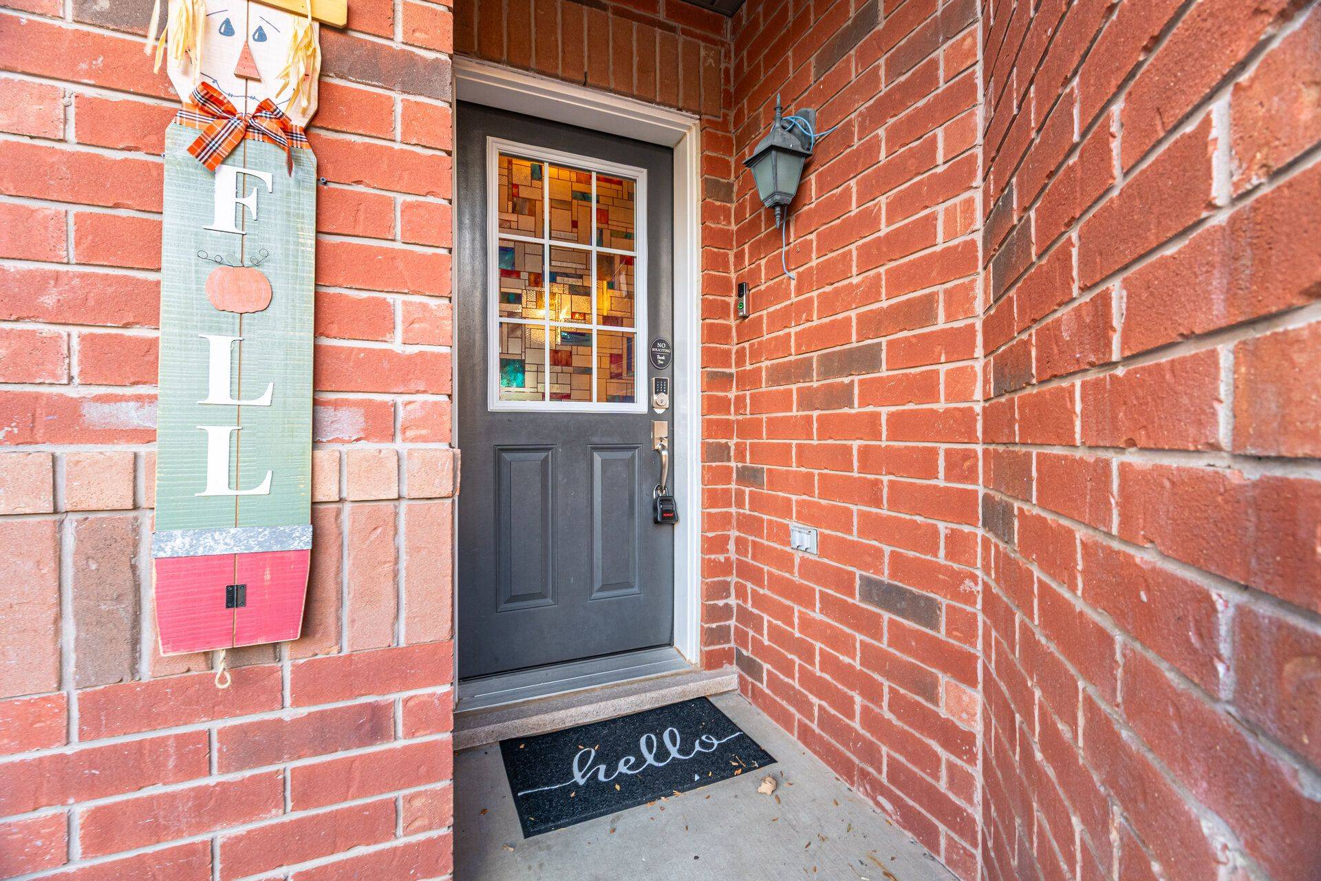 Milton, ON L9T 8B5,322 Chuchmach Close