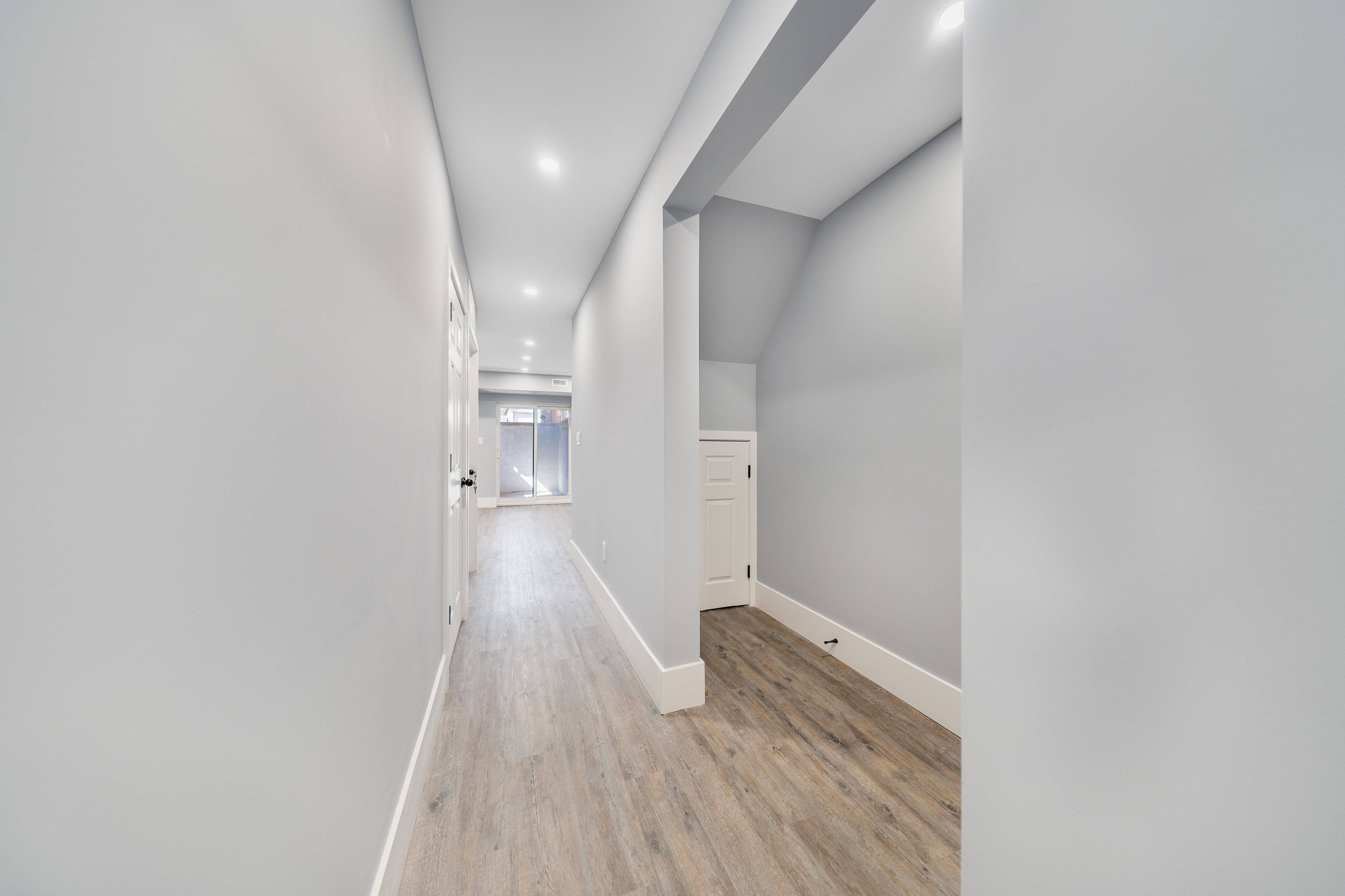 Toronto W03, ON M6N 1T3,82 Pritchard AVE #3