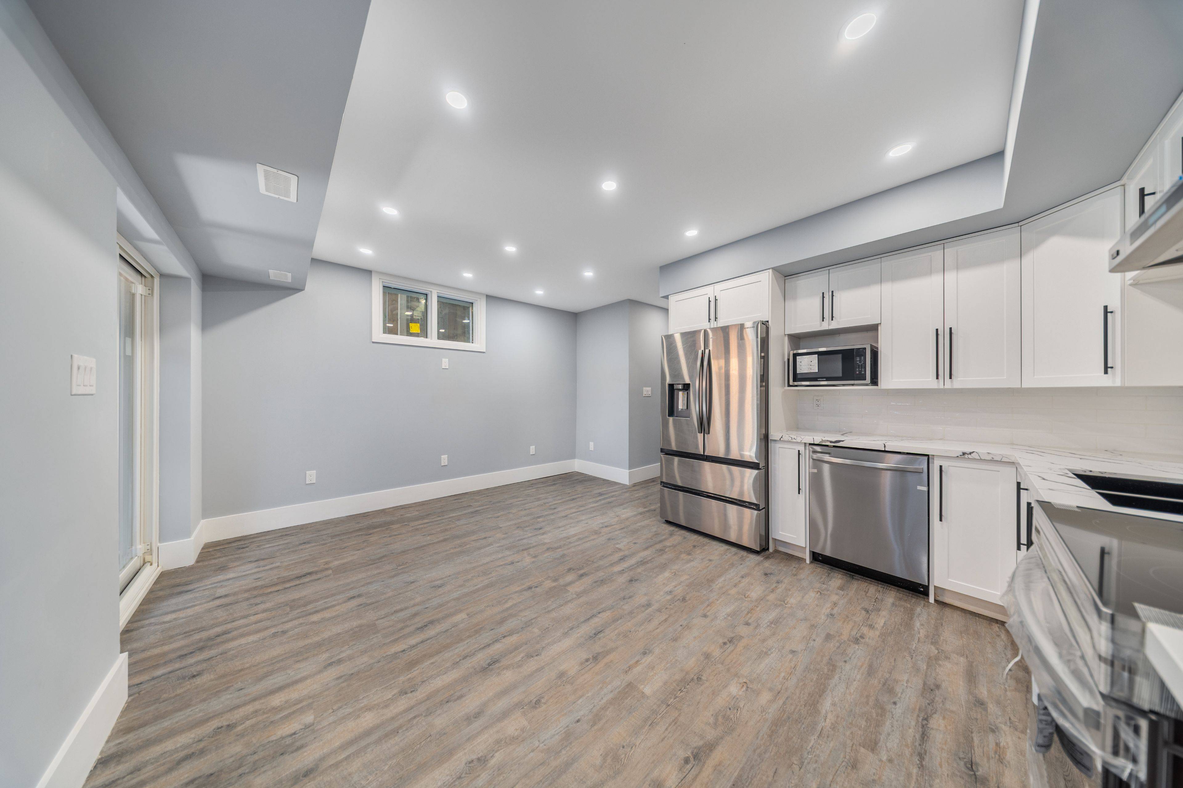 Toronto W03, ON M6N 1T3,82 Pritchard AVE #3