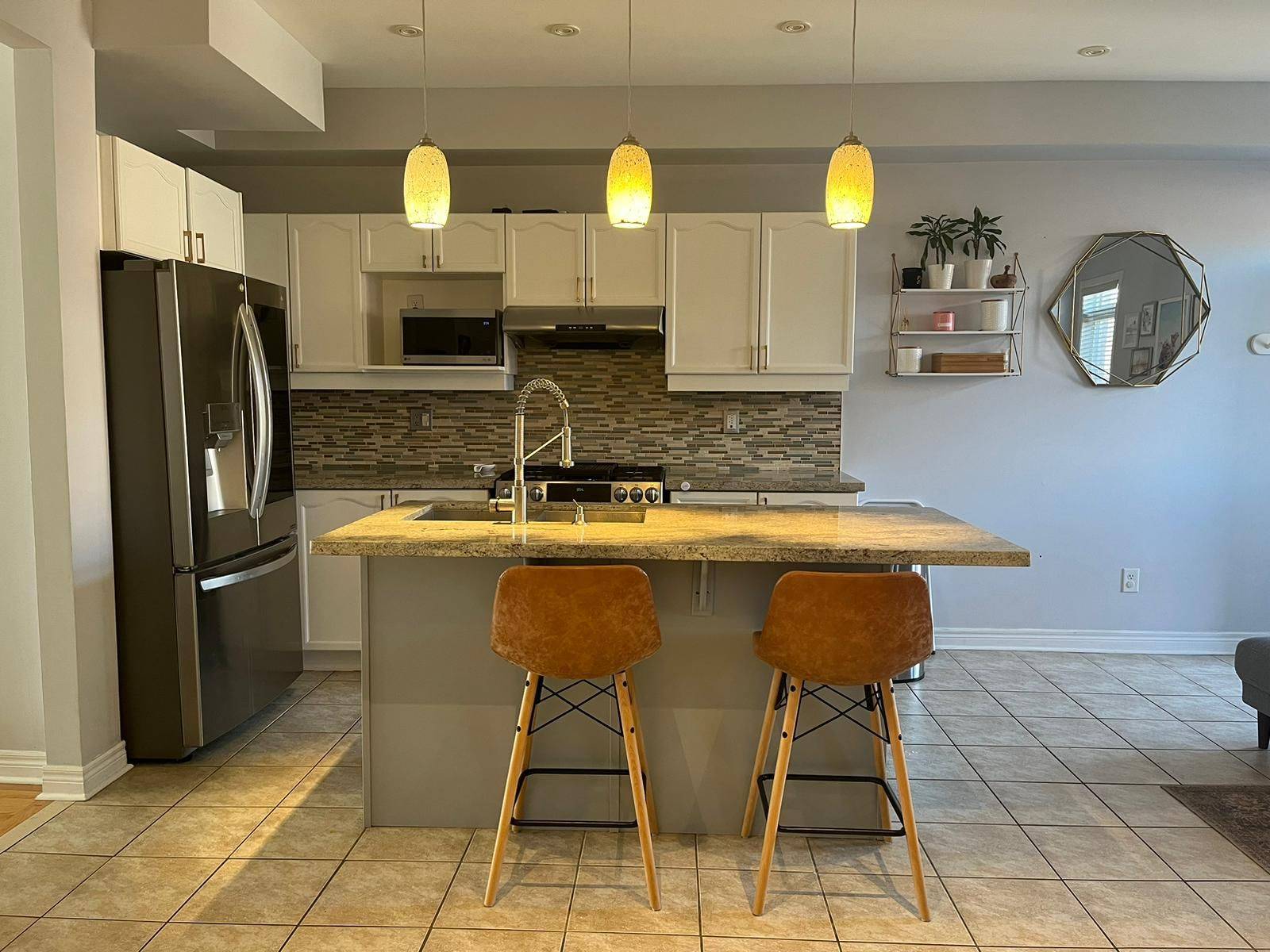 Mississauga, ON L5M 0G7,5405 Festival DR