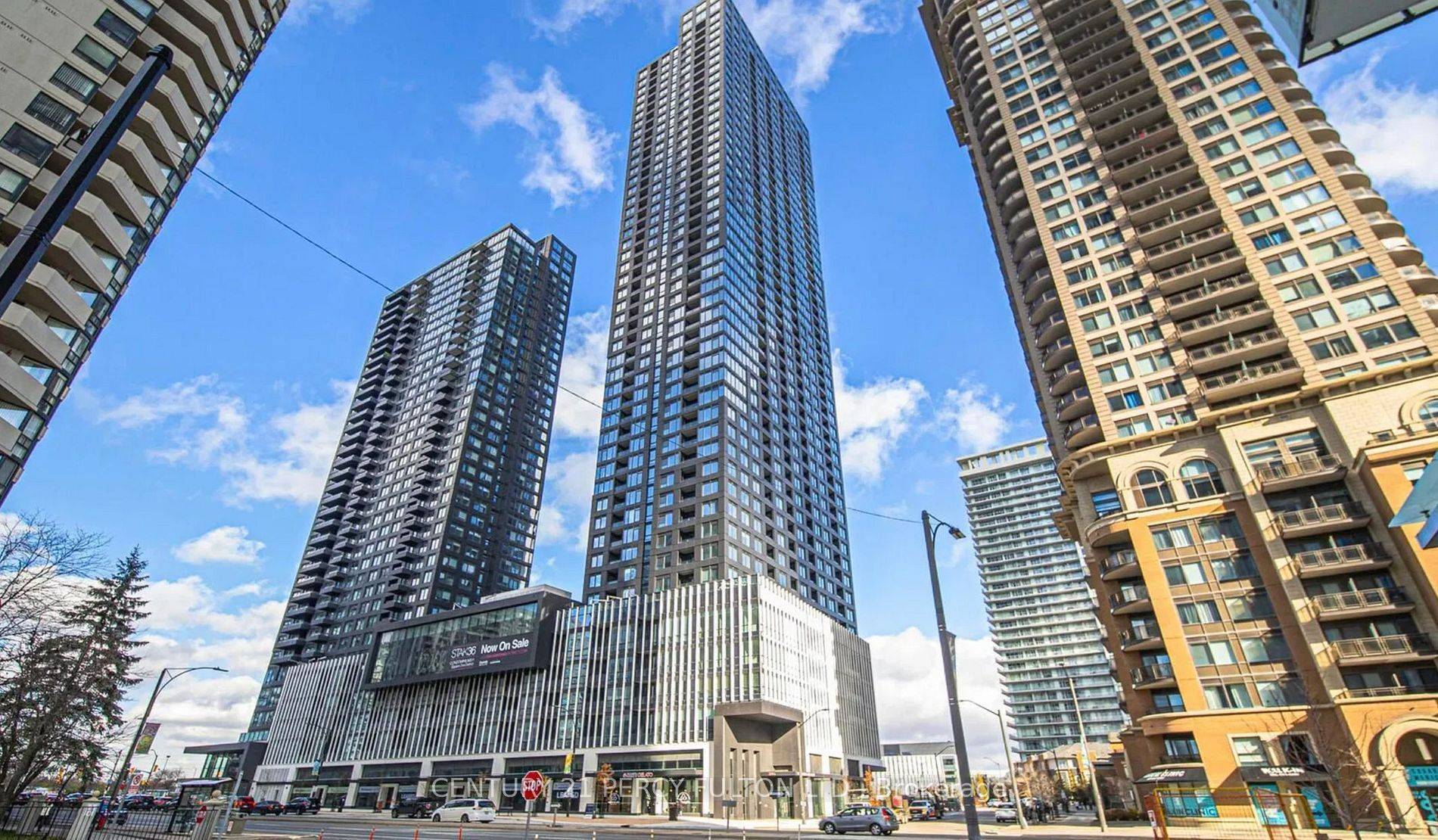 Mississauga, ON L5B 0P6,395 Square One DR #4305