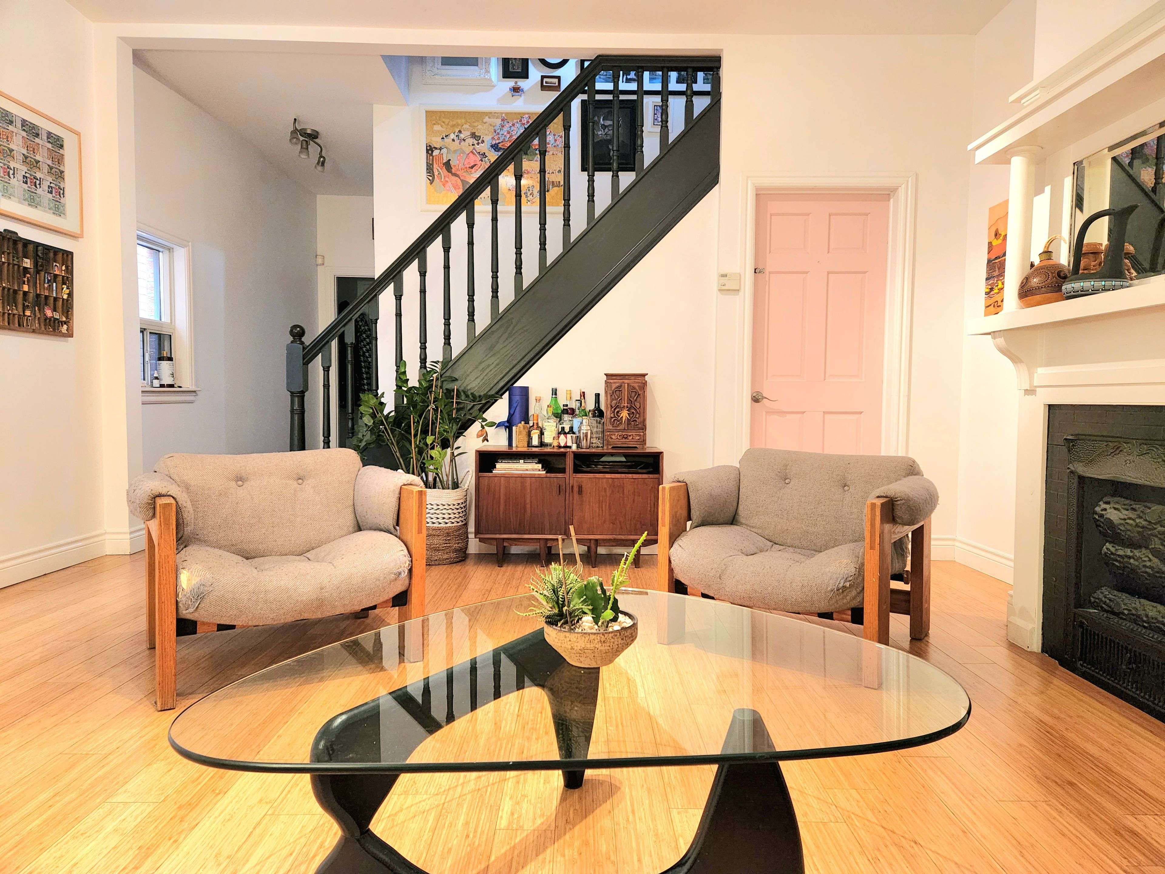 Toronto W02, ON M6H 1W9,119 Hallam ST