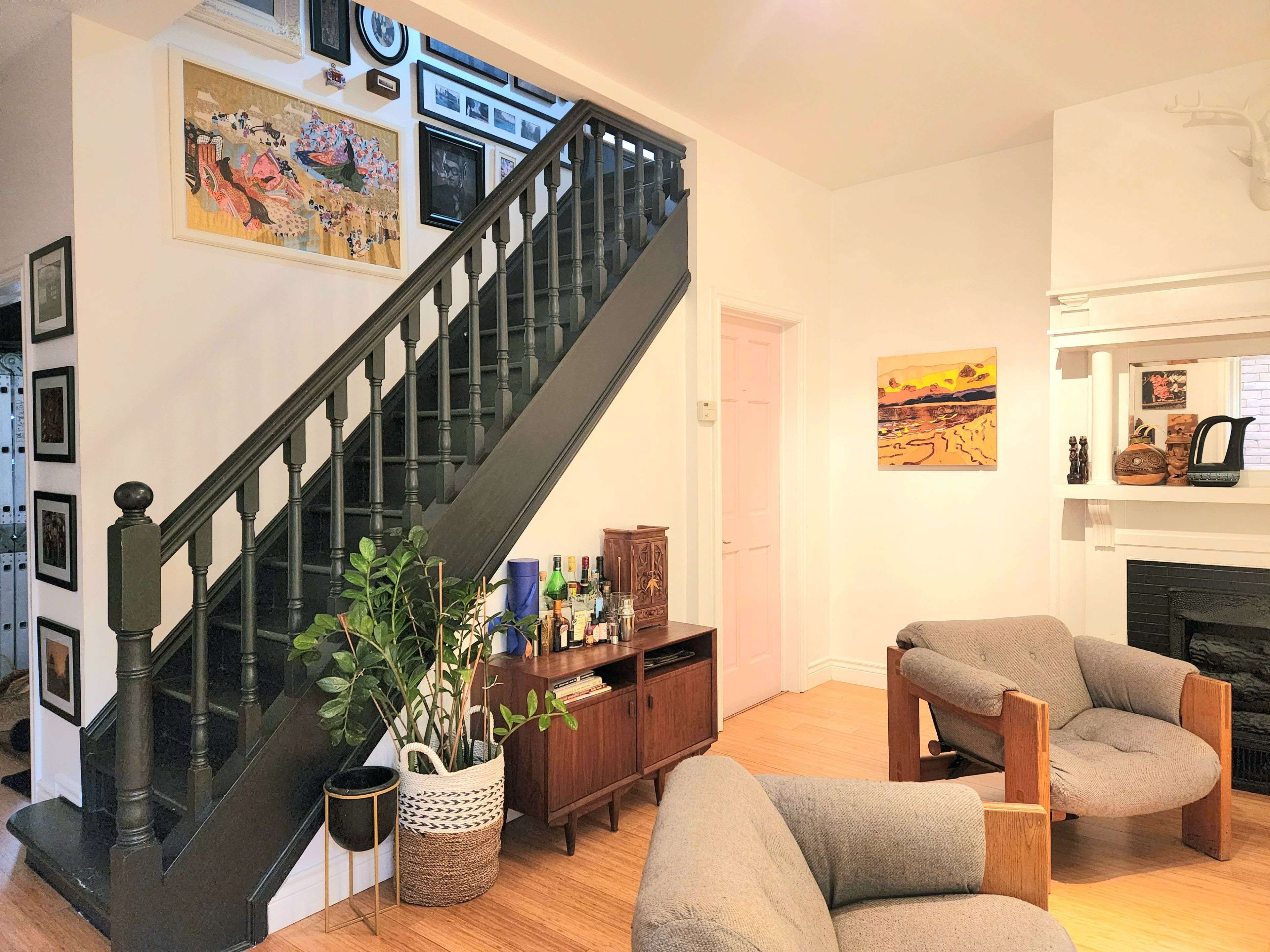 Toronto W02, ON M6H 1W9,119 Hallam ST