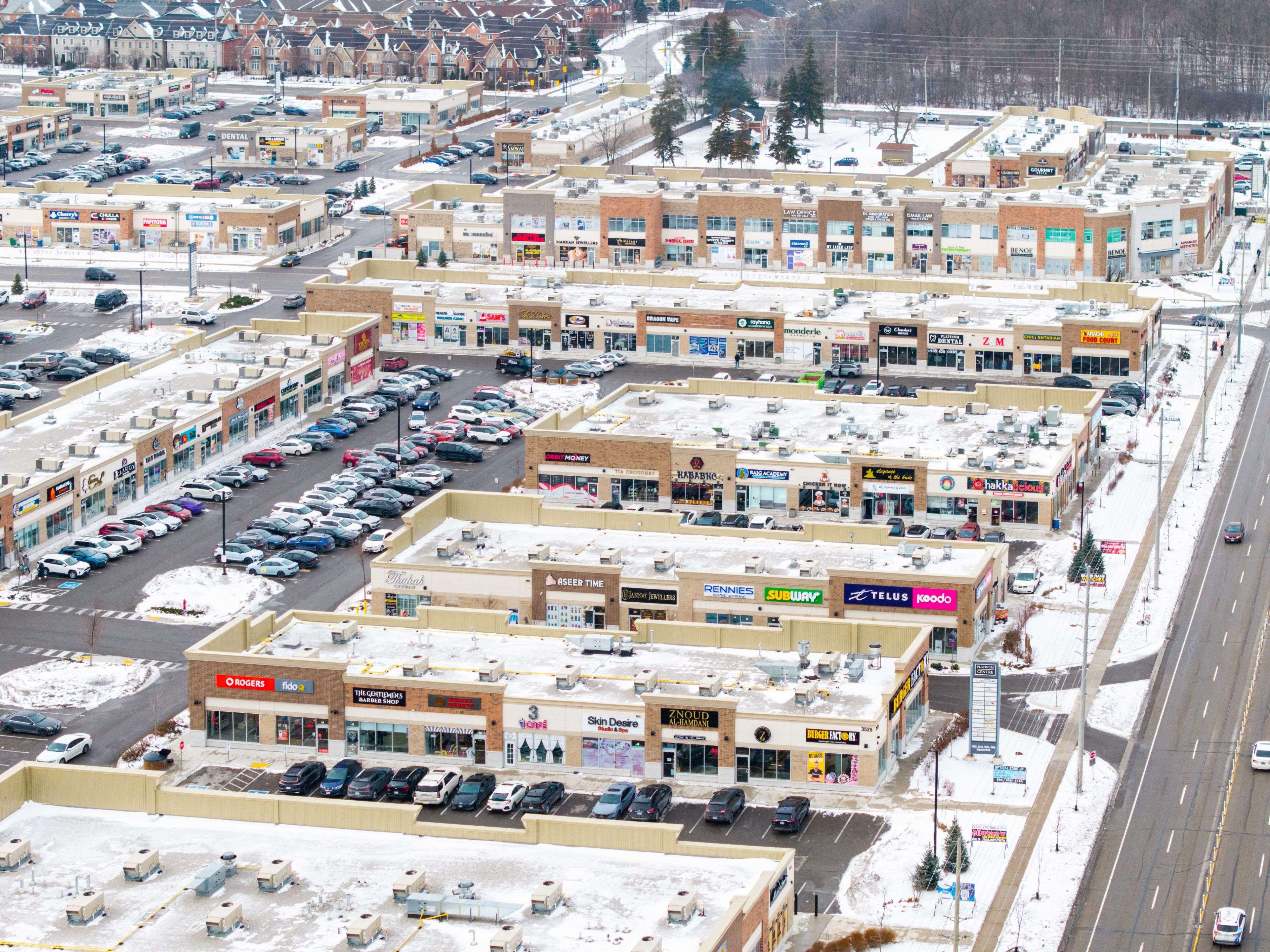 Mississauga, ON L5L 5T3,3401 RIDGEWAY DR #320