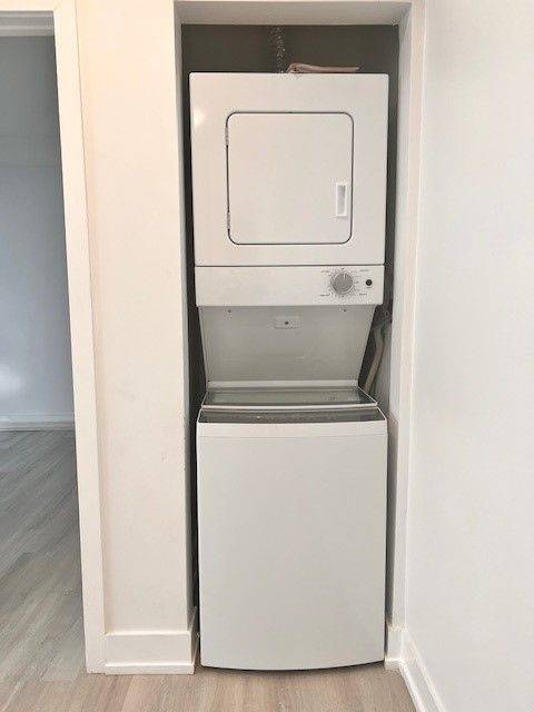 Toronto W04, ON M6E 2J9,1982 Eglinton AVE W #2