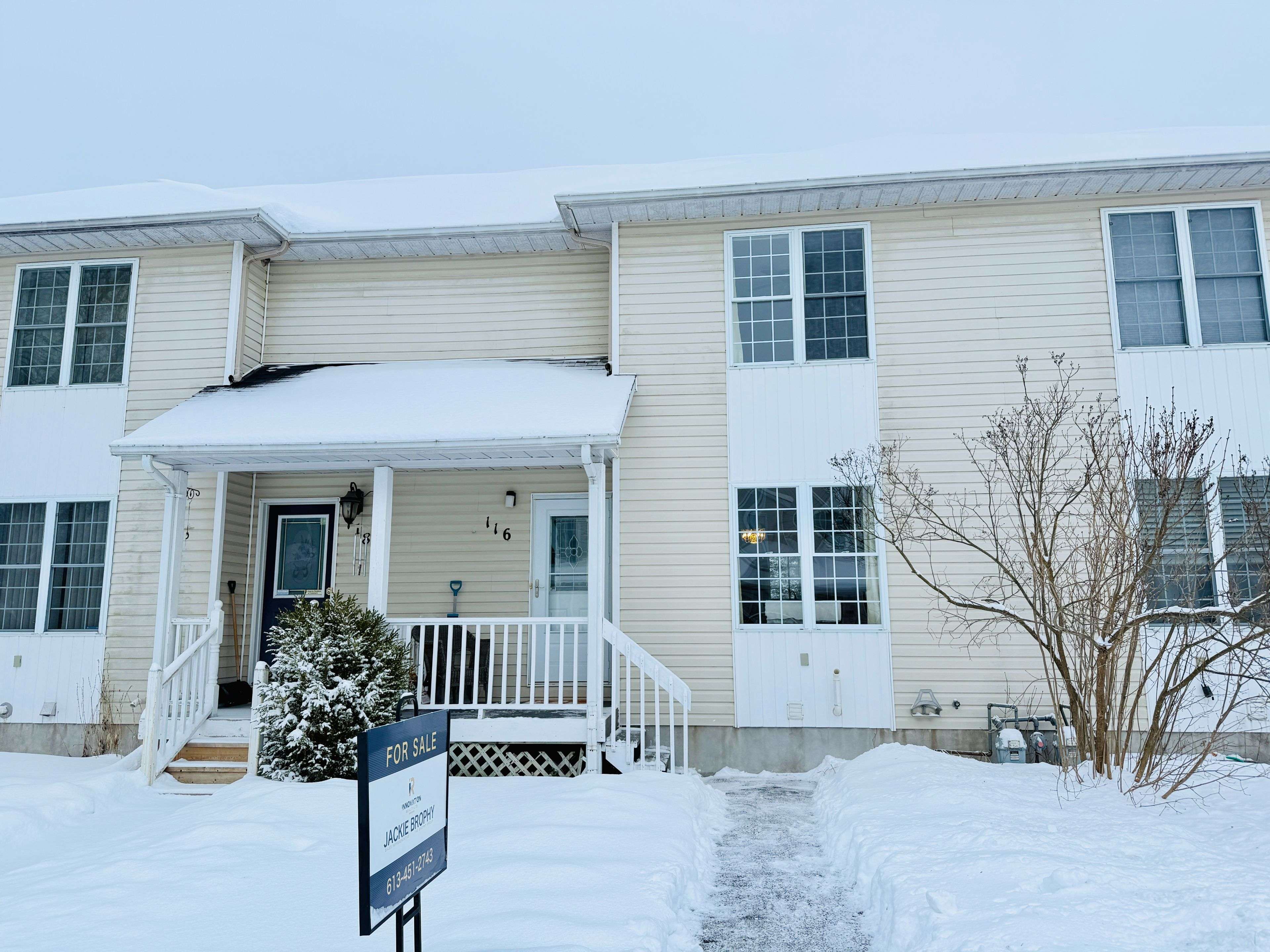 Carleton Place, ON K7C 4R8,116 Johnston ST