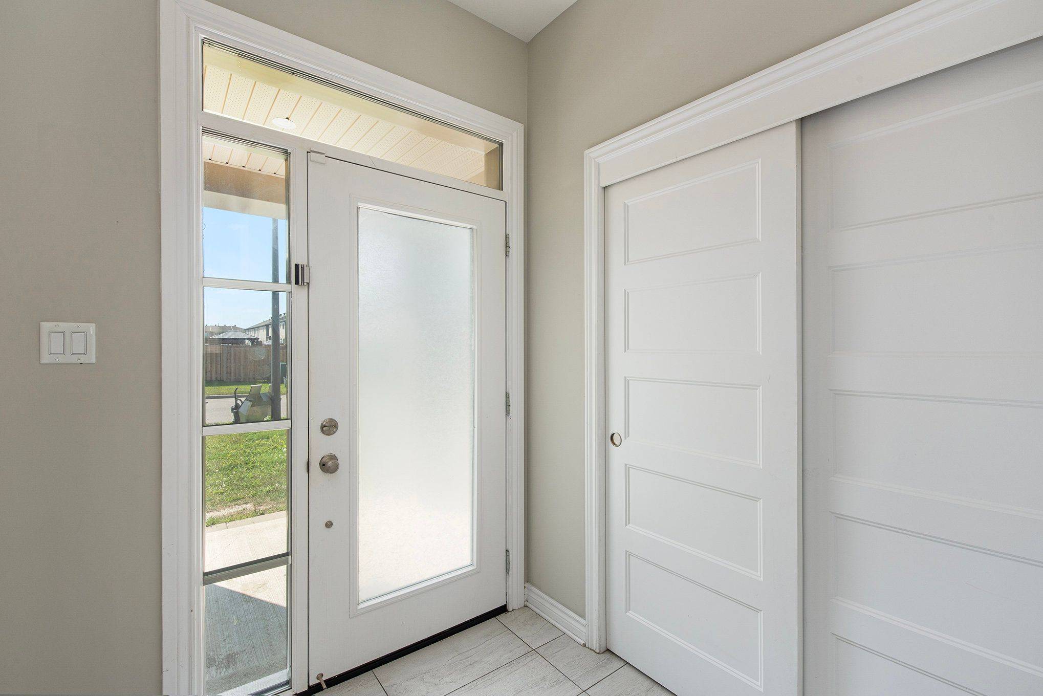 Orleans - Cumberland And Area, ON K4A 1H4,812 JUNE GRASS ST