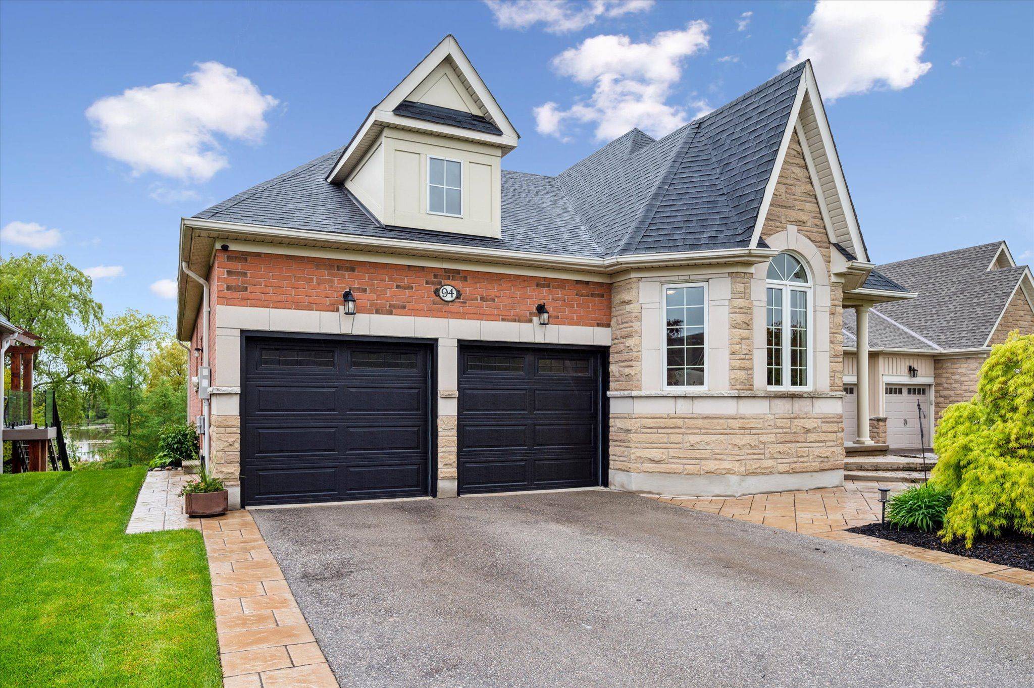 Puslinch, ON N1H 6H9,94 Aberfoyle Mill CRES