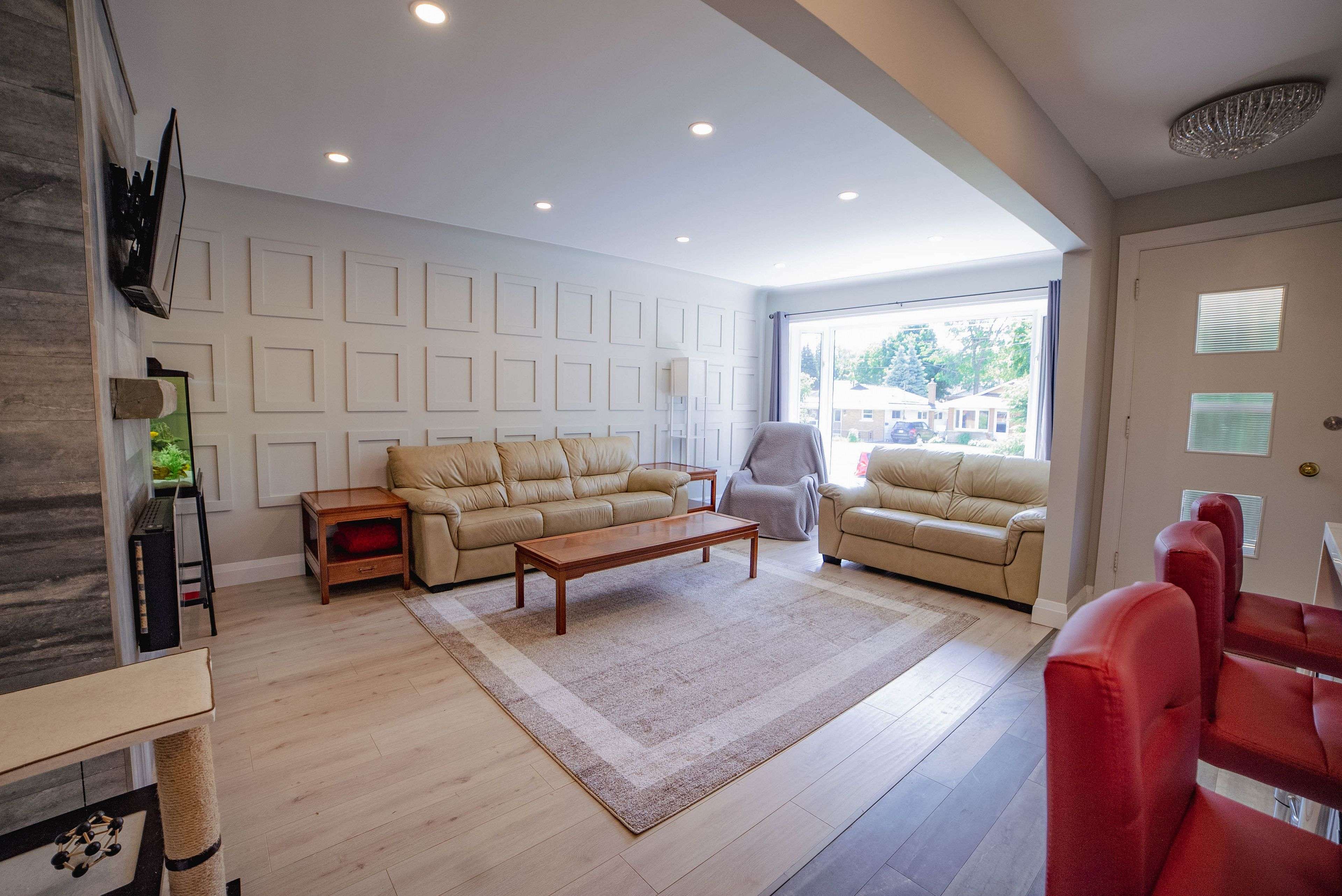 Kitchener, ON N2M 3G2,192 Glen RD #Upper