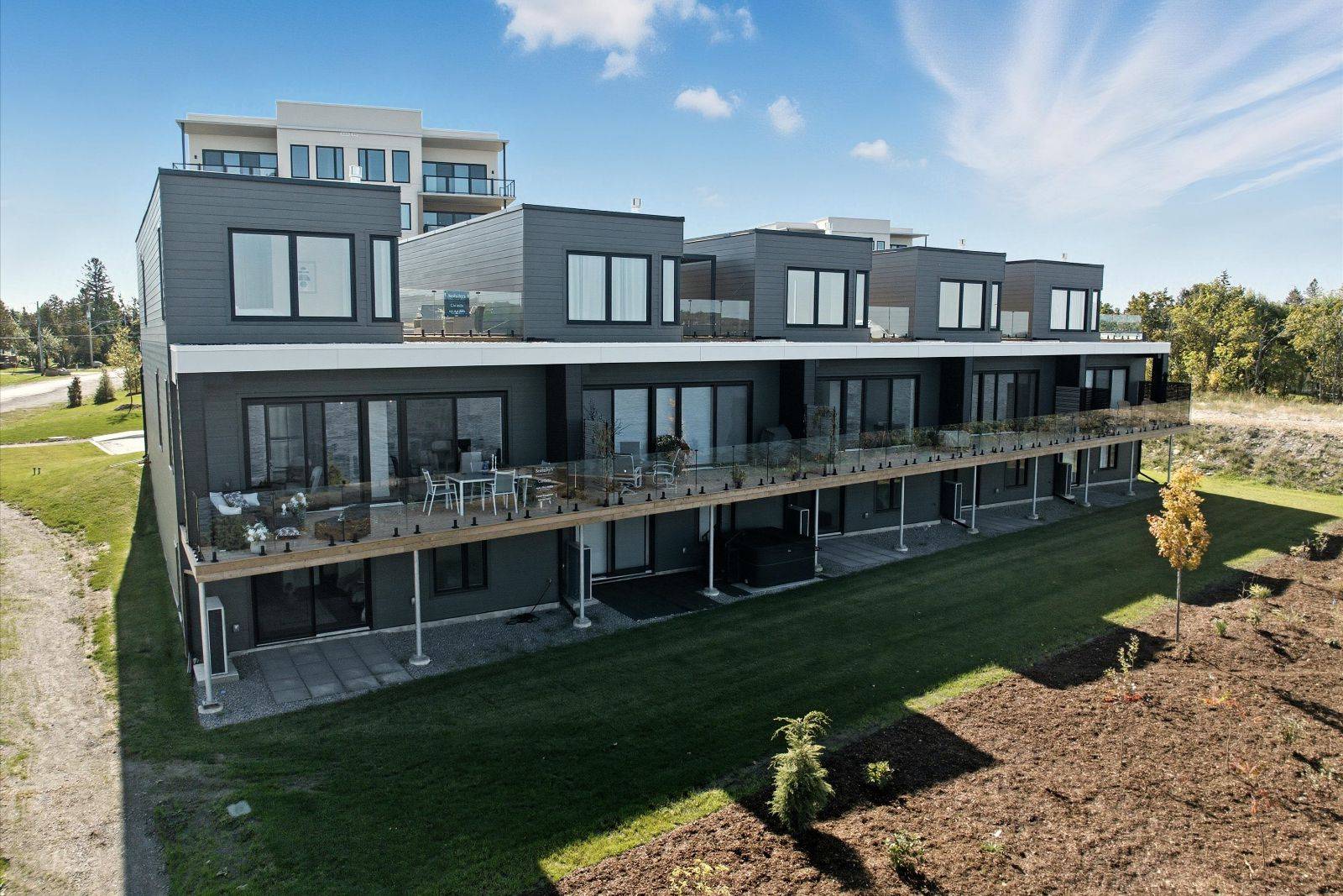 Kawartha Lakes, ON K0M 1N0,19 West St N ST #17