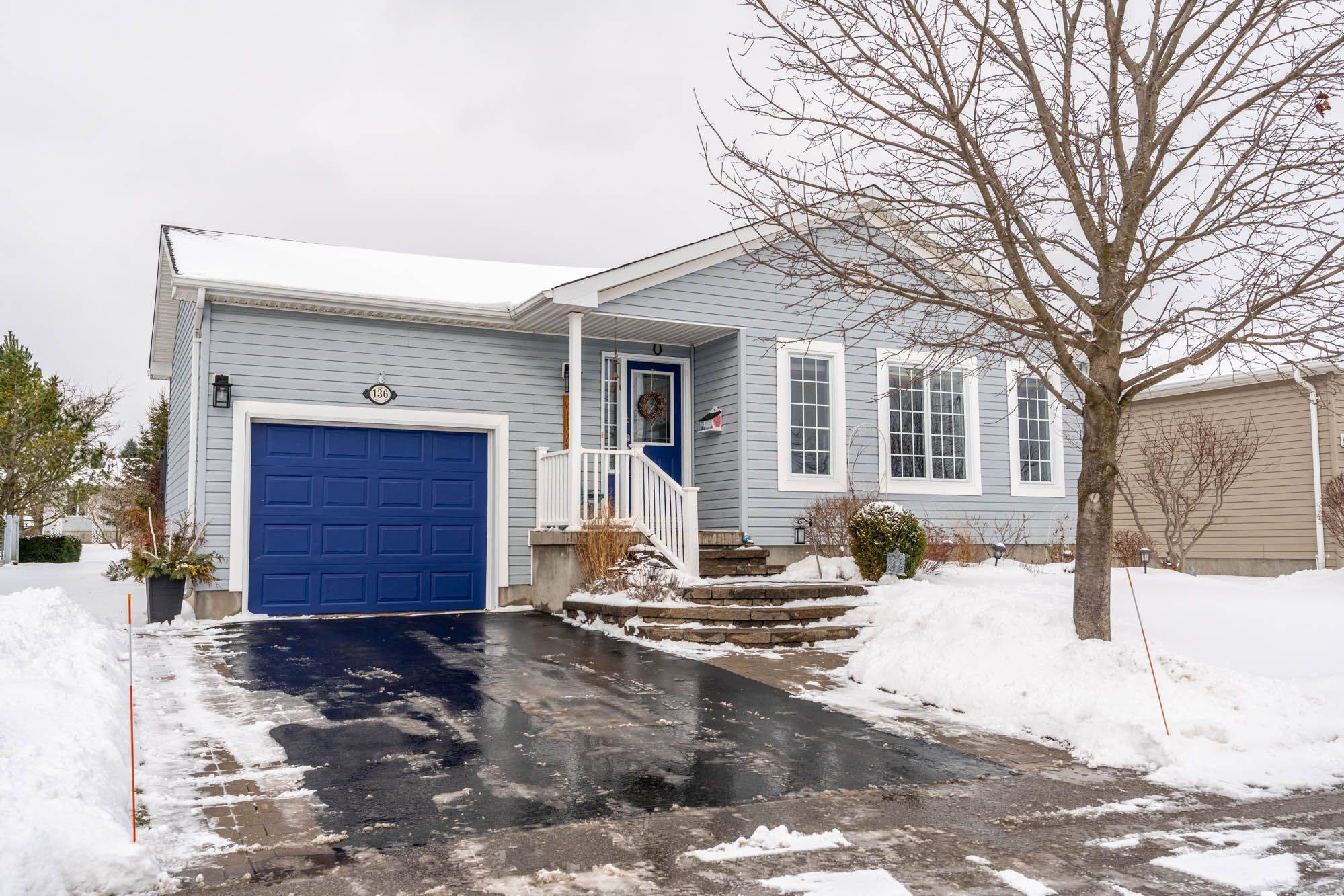 Hamilton, ON L8B 1A5,136 Glenariff DR
