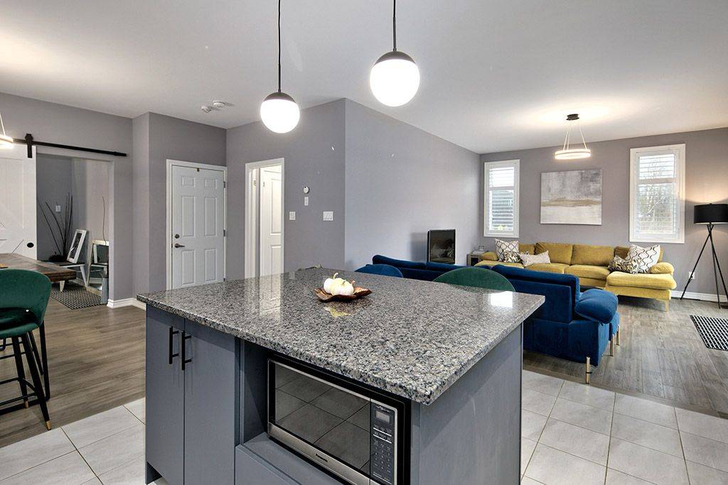 Blue Mountains, ON N0H 1J0,133 Sebastien ST