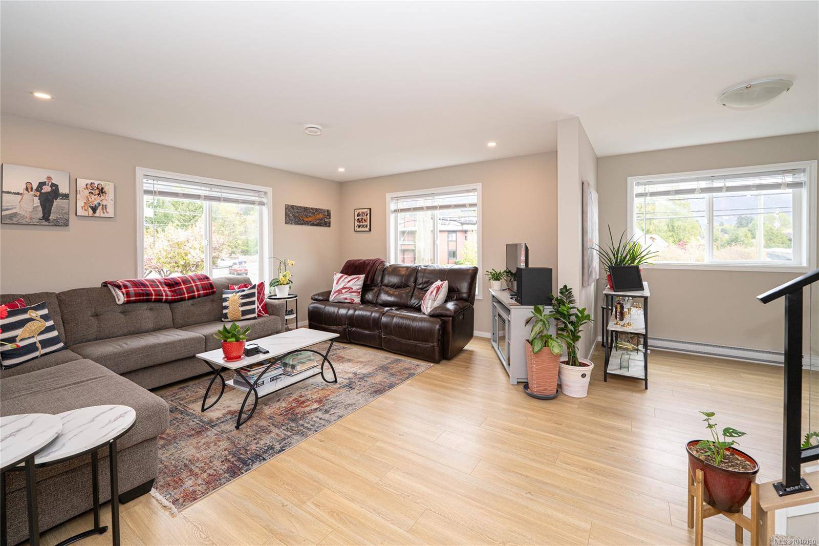 Lake Cowichan, BC V0R 2G1,50 King George St N #1