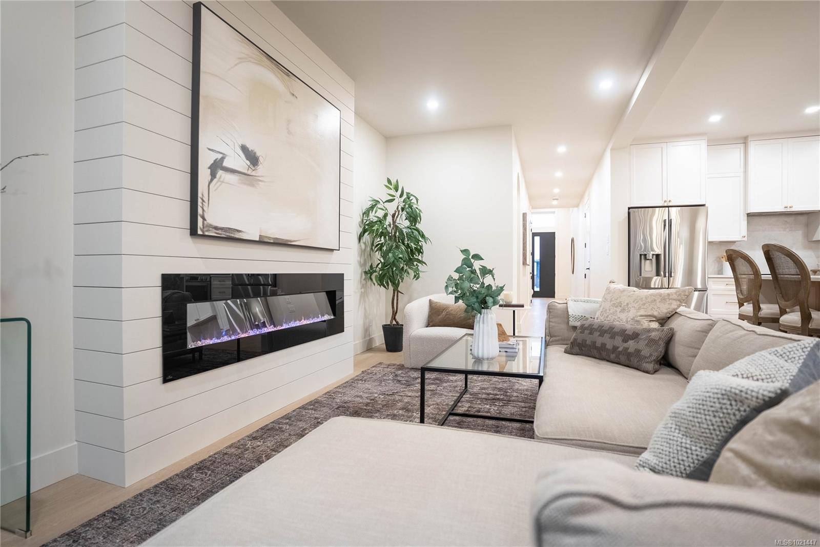 Langford, BC V9B 7A2,1563 Marble Pl