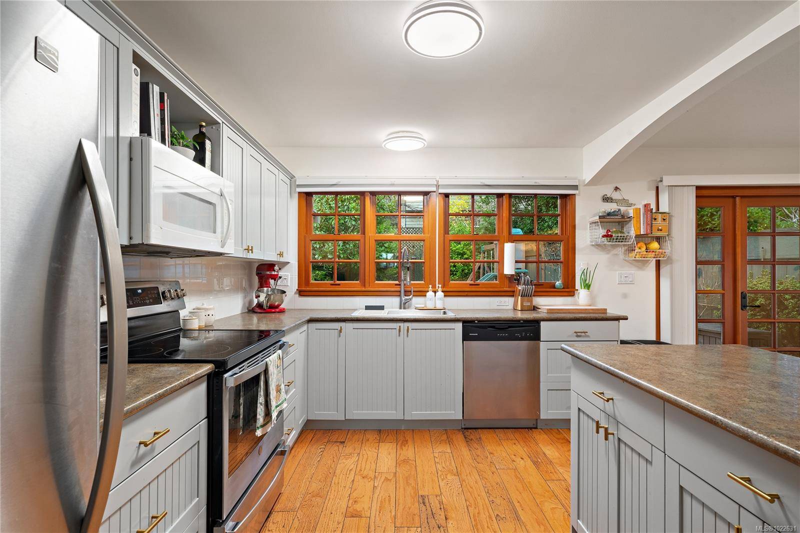 Saanich, BC V8N 3C1,4000 Cedar Hill Rd