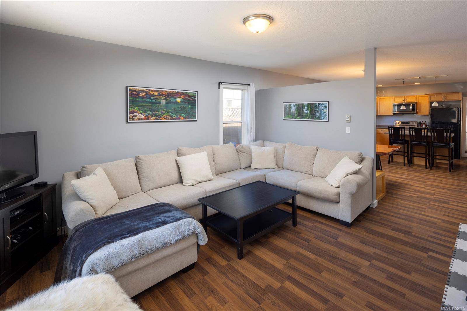 Victoria, BC V8T 1A2,948 Mason St