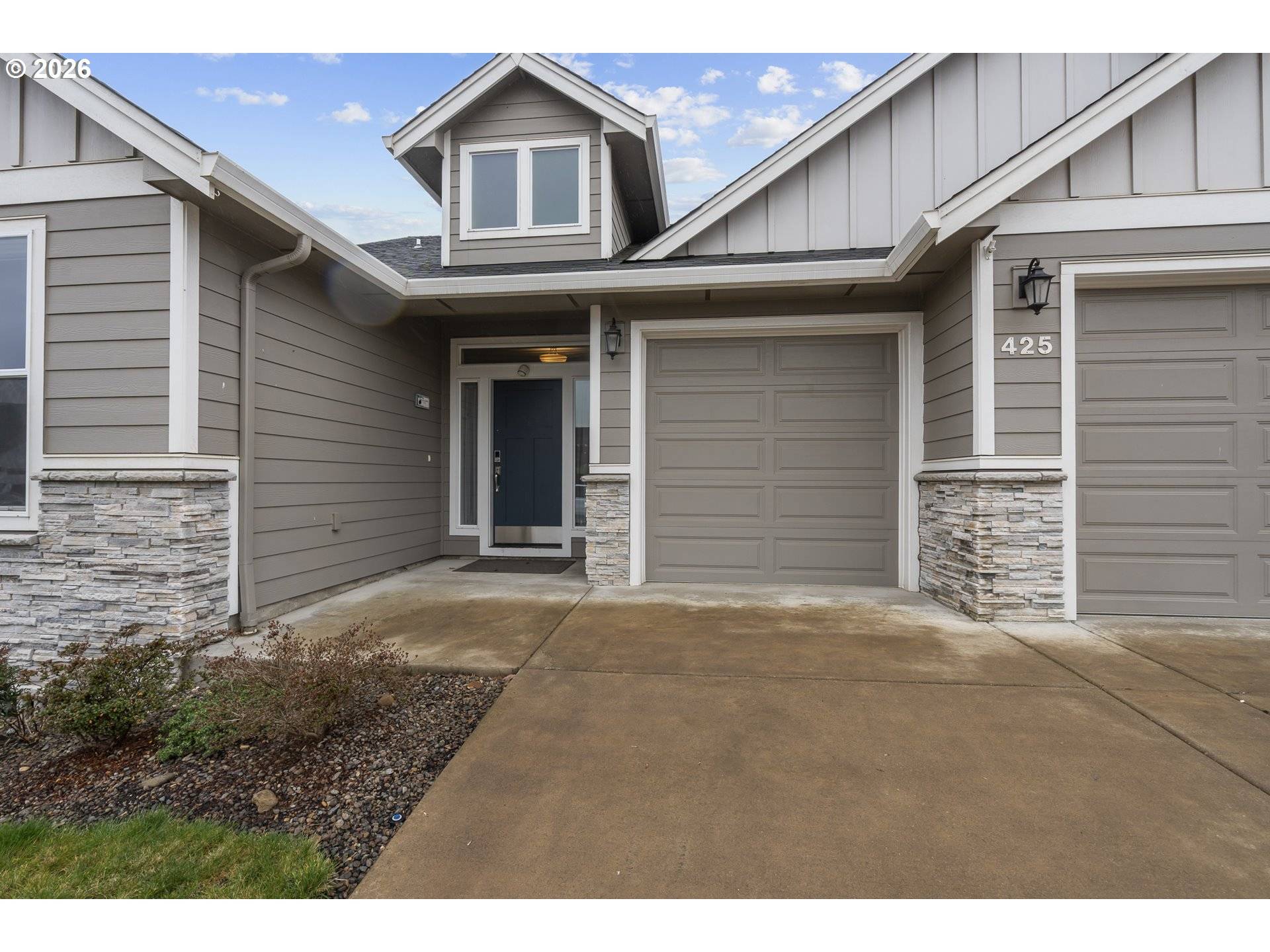 Dallas, OR 97338,425 NW CRATER LAKE DR