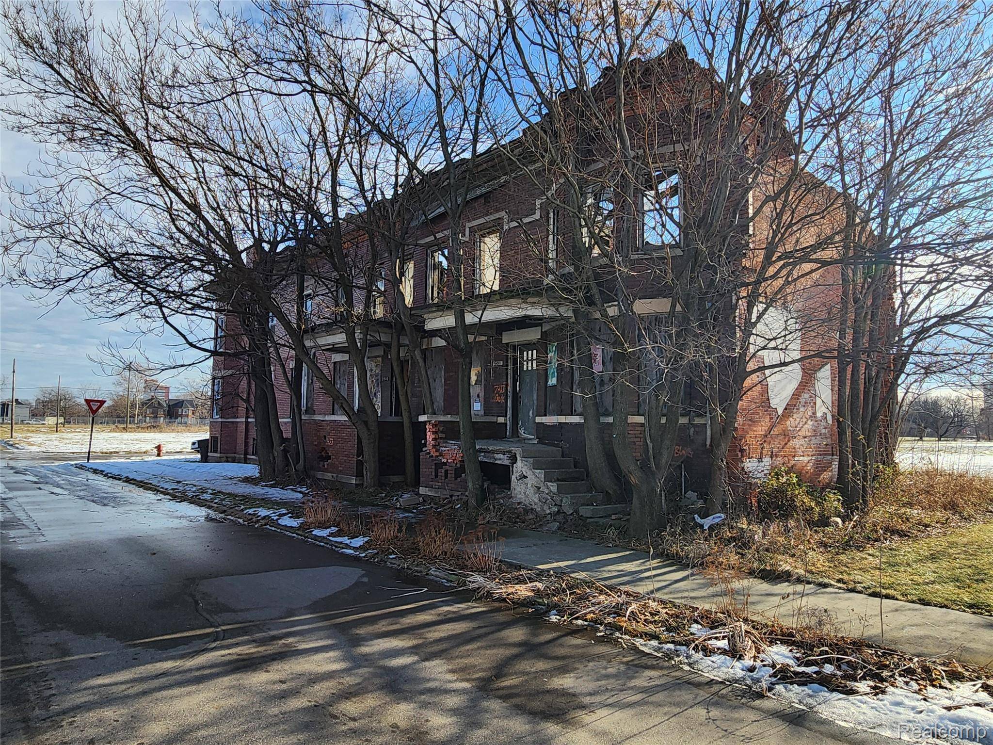 Detroit, MI 48208,2515 Ash ST