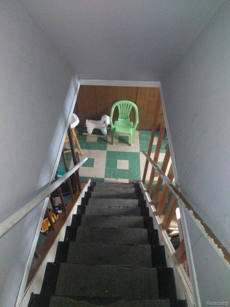 Detroit, MI 48224,19433 MOROSS RD