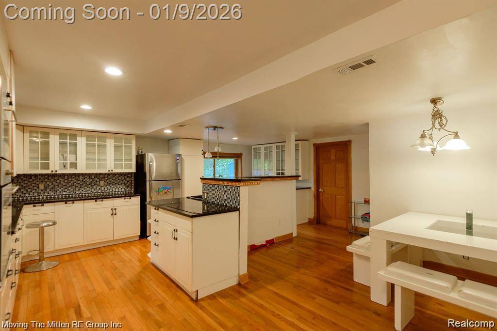 Romulus, MI 48174,14354 Hannan RD