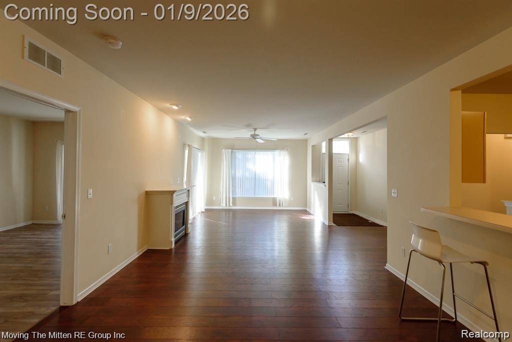 Northville, MI 48168,16784 Dover DR