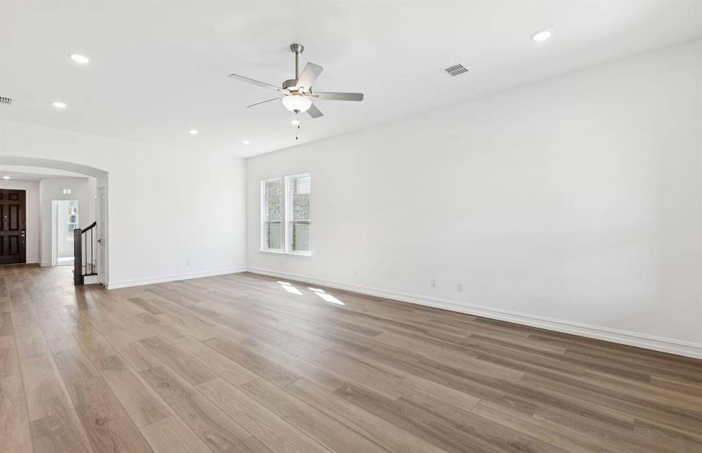 Pilot Point, TX 75009,5866 Blackwell Avenue