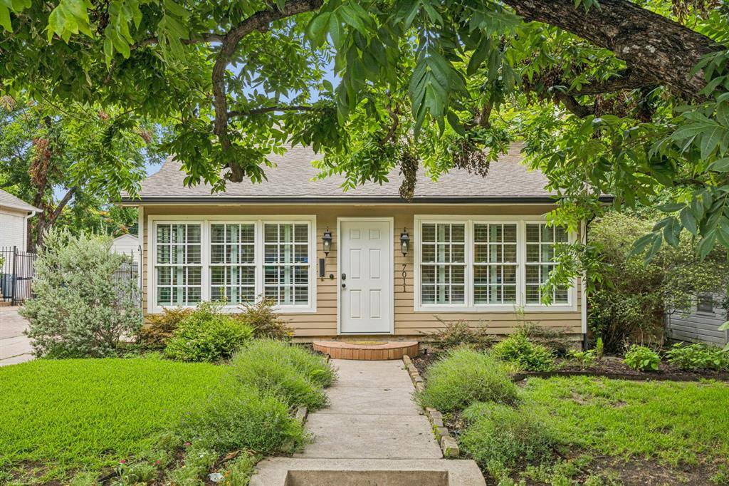 Dallas, TX 75223,7011 Lindsley Avenue