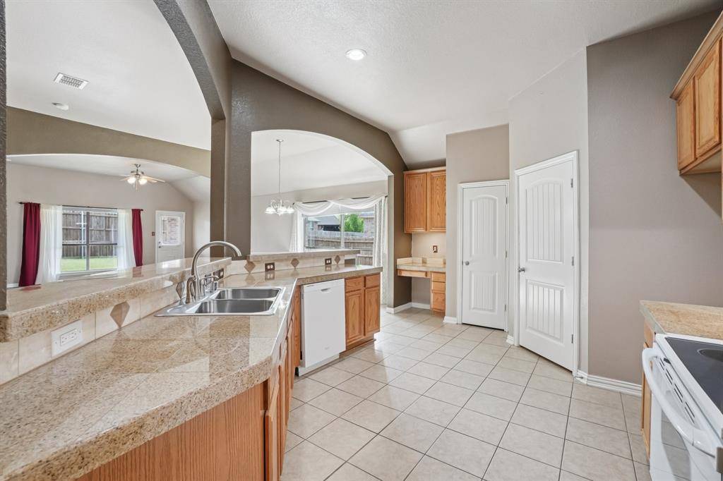 Sanger, TX 76266,36 Heron Drive