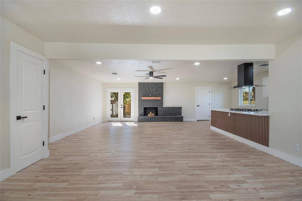 Dallas, TX 75232,1212 Willow Glen Drive