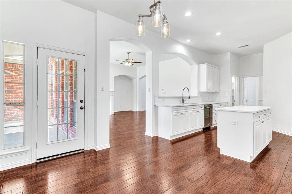 Plano, TX 75024,4332 RISINGHILL Drive