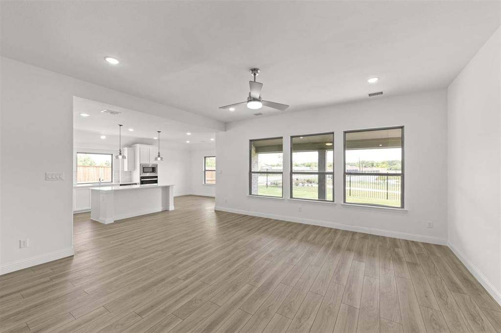 Heartland, TX 75114,3937 Melica Lane