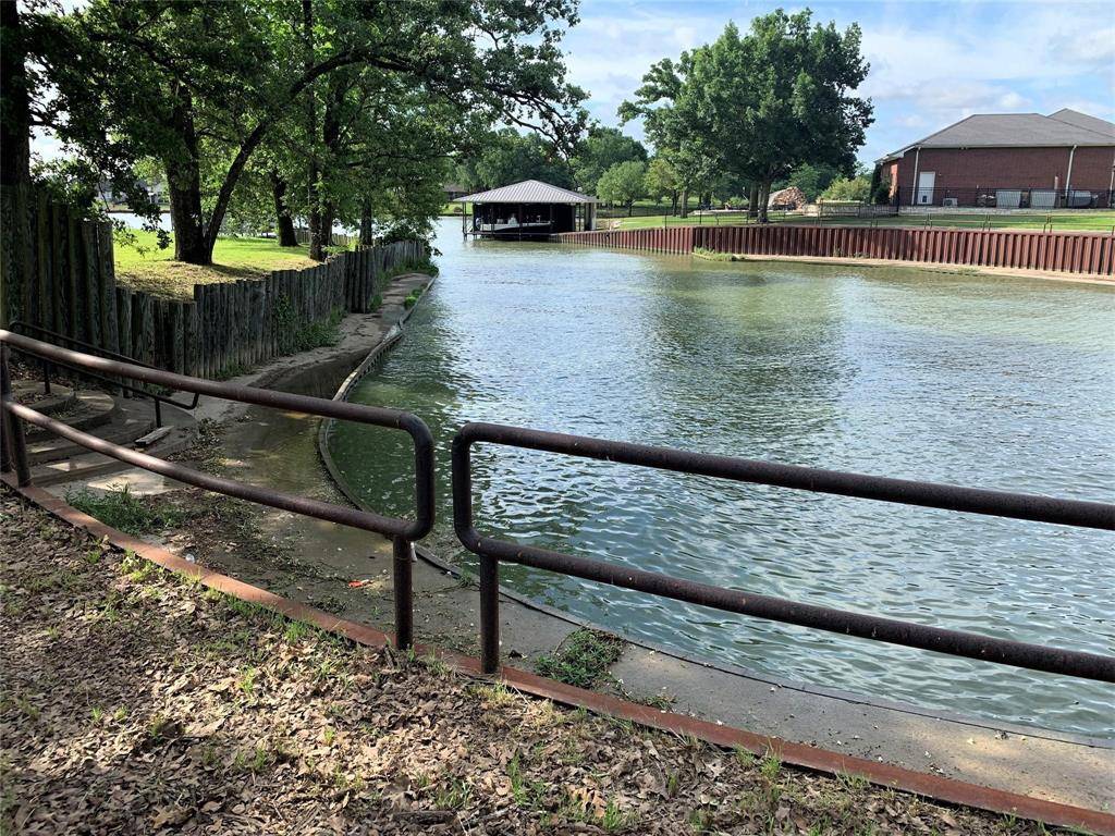 Corsicana, TX 75109,11 Bayview Circle