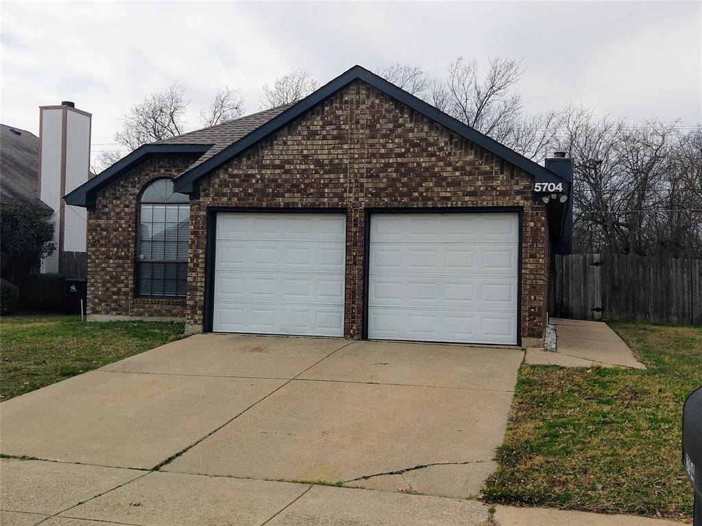 Arlington, TX 76018,5704 Congressional Drive