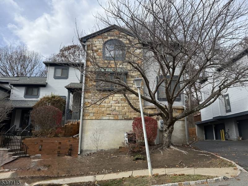 Independence Twp., NJ 07840,39 Overlook Dr