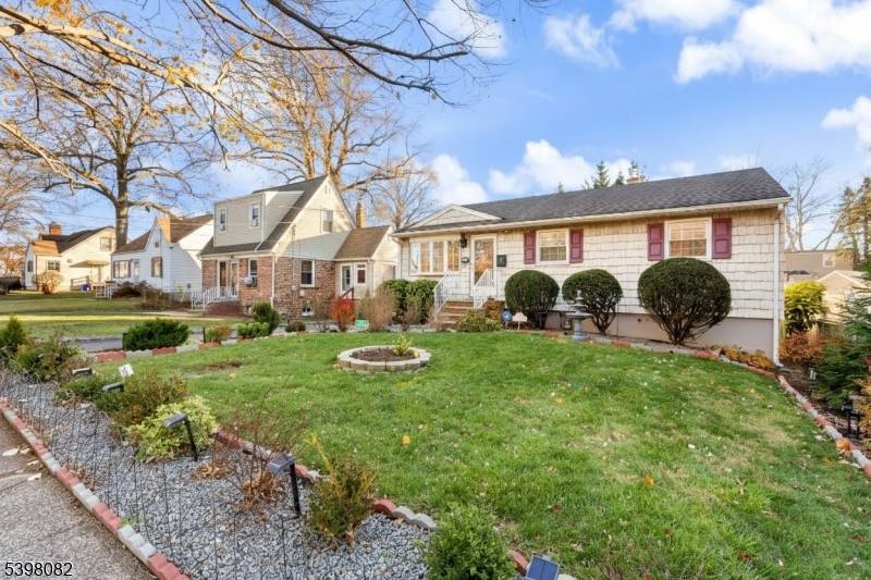 Rahway City, NJ 07065,698 W Lake Ave