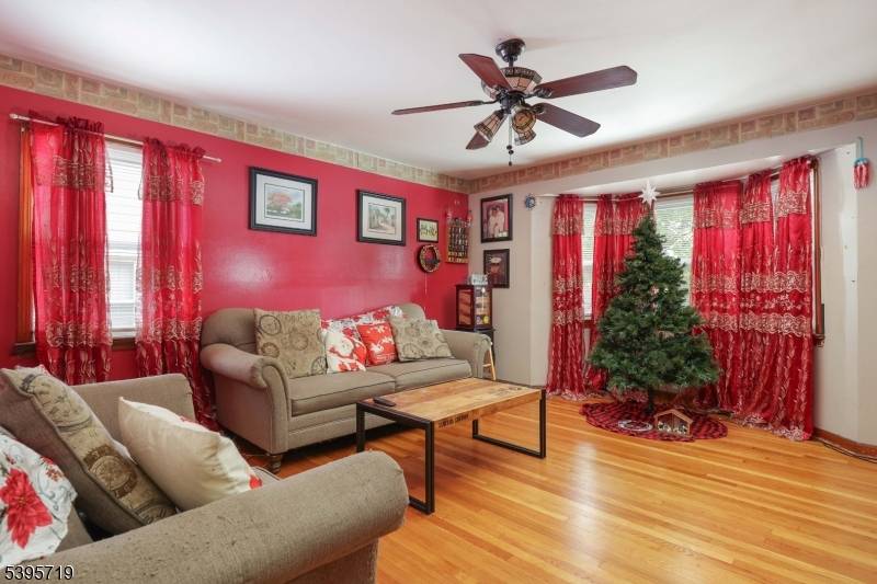 Linden City, NJ 07036,420 Miltonia St