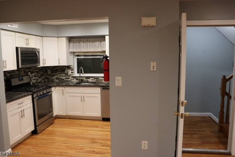 Elizabeth City, NJ 07206,323 Bond St