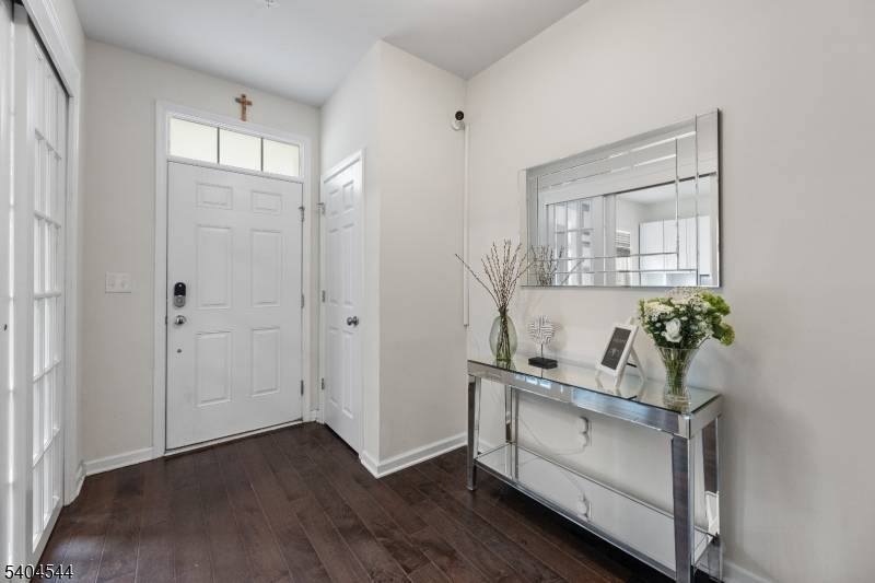 Wood-ridge Boro, NJ 07075,12 Marshall Ln