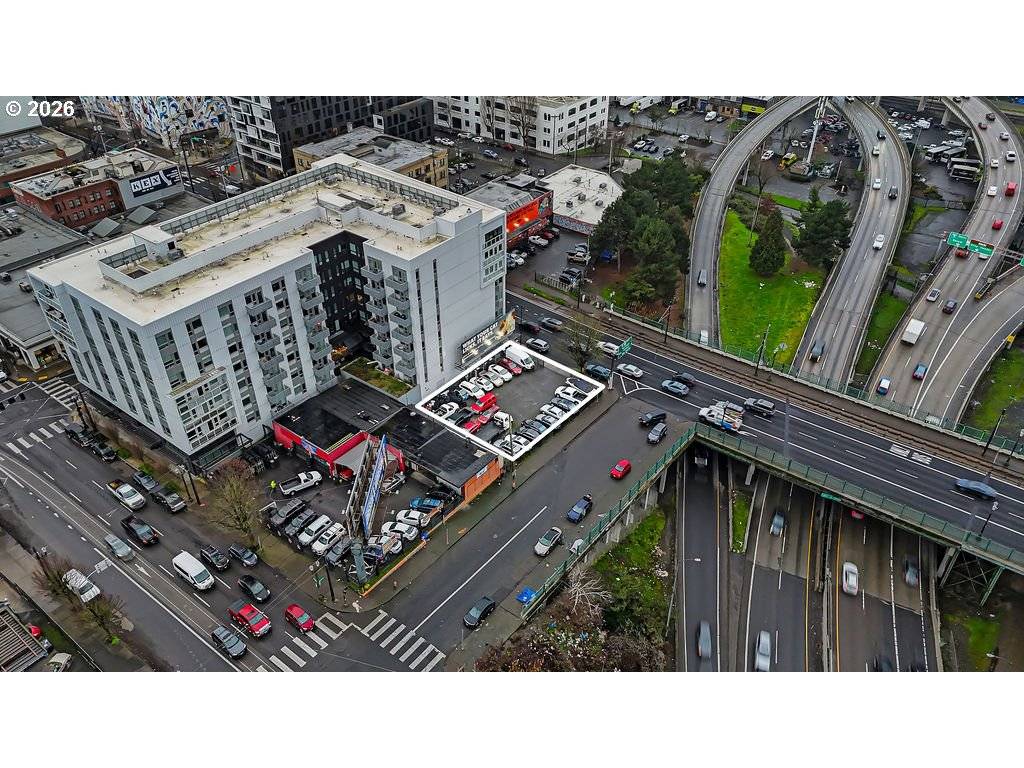 Portland, OR 97232,240 NE M L KING BLVD